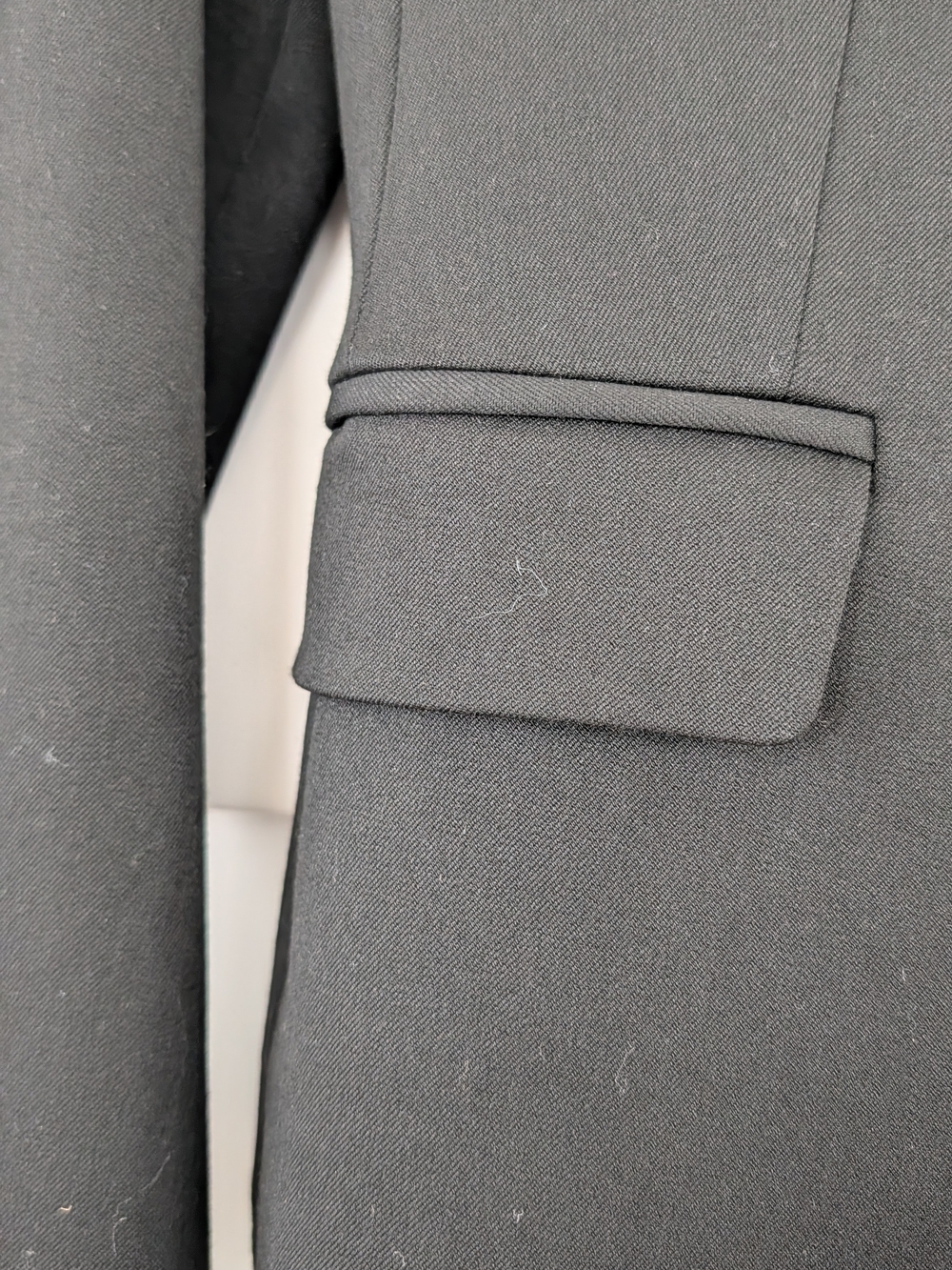 Express Women's Black Tailored One-Button Blazer, Size 4 - Picture 5 of 10